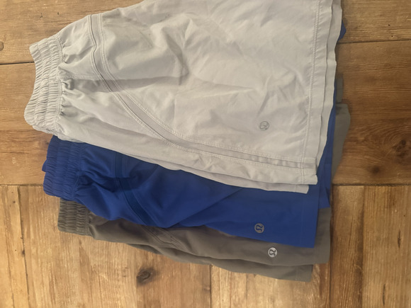 Lululemon Mens Shorts Pack of 3 XS - Picture 1 of 4
